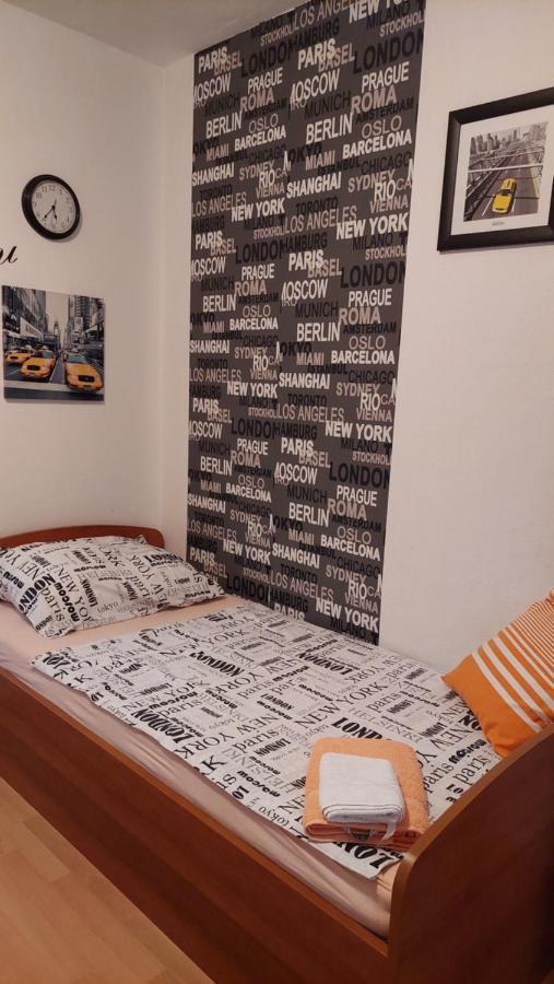 Apartma Eti