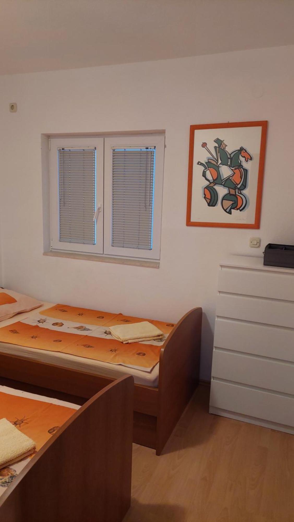 Apartma Eti
